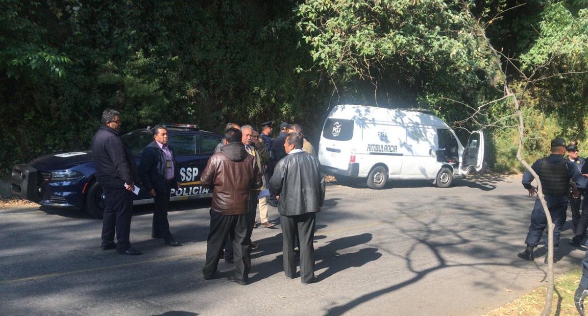 Tiran cuerpo sin cabeza en Bosques de las Lomas Tiran cuerpo sin cabeza en Bosques de las Lomas