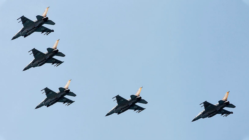 Israel bombardea objetivos de Hamas tras proyectil disparado desde Gaza