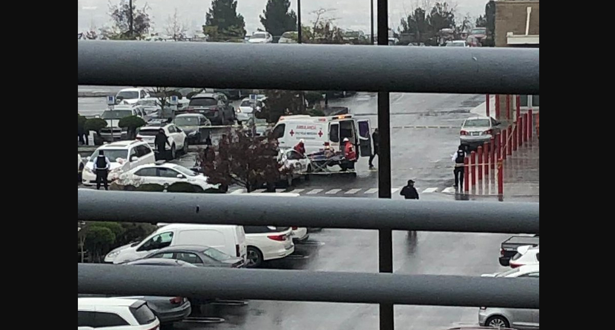 Balean a hombre en Costco de Cumbres, Monterrey