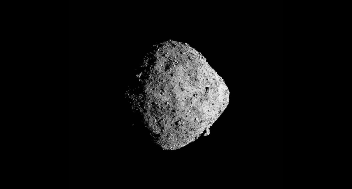 NASA capta imagen a solo 13 kilómetros del asteroide Bennu