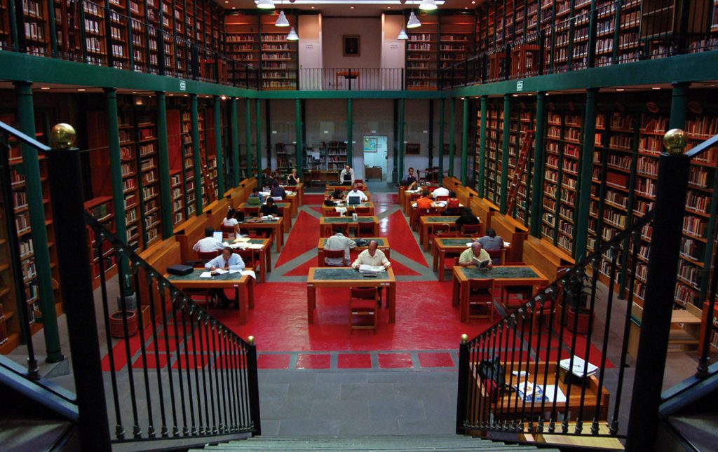 Biblioteca de México, conjunto de infinitos