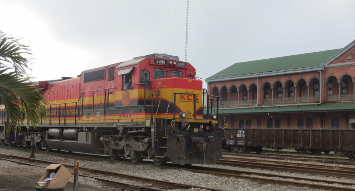 Bloqueos ferroviarios generan pérdidas significativas: Caintra