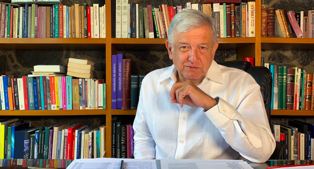 Reitera AMLO que hay reservas suficientes de combustible en el país