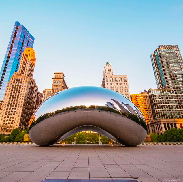 A los mexicanos les gusta comprar, correr y rockear en Chicago