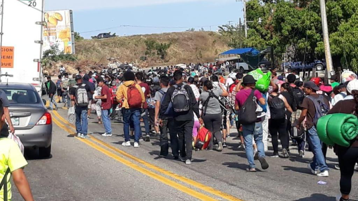 Cuarta caravana migrante inicia su viaje hacia Estados Unidos