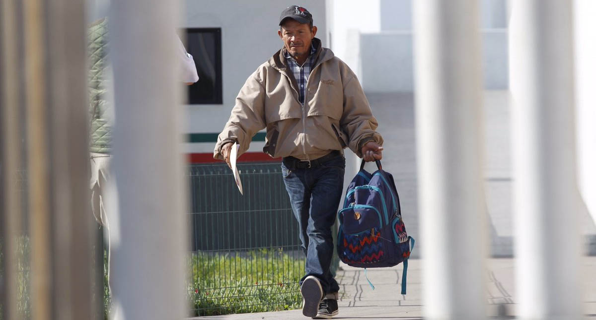 Suman 143 migrantes retornados de EE.UU. a Baja California - carlos-catarlo-gomez-estados-unidos-migrante-asilo-2