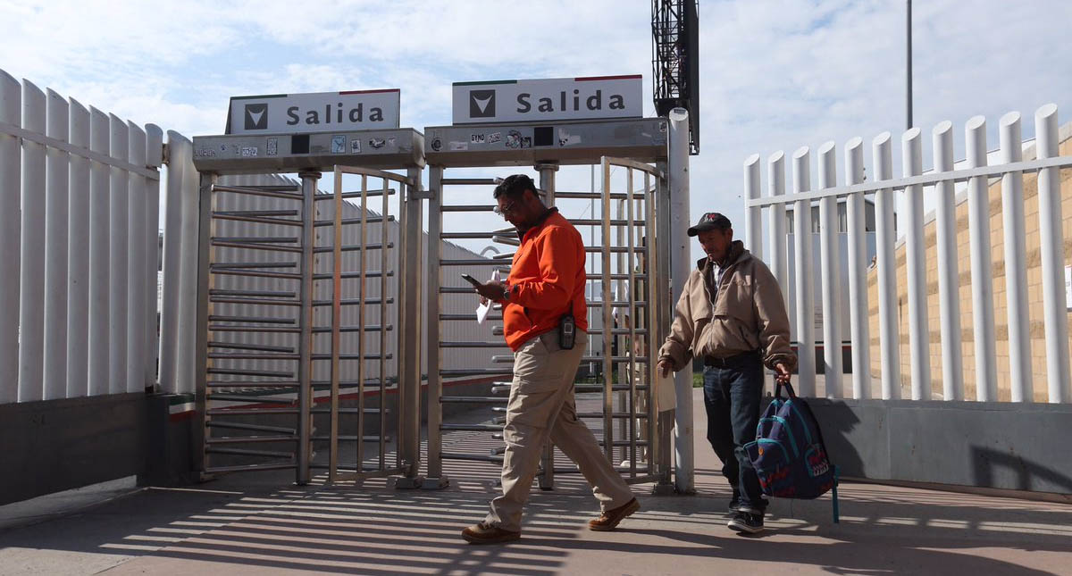 SRE fija postura sobre devolución de migrantes a México