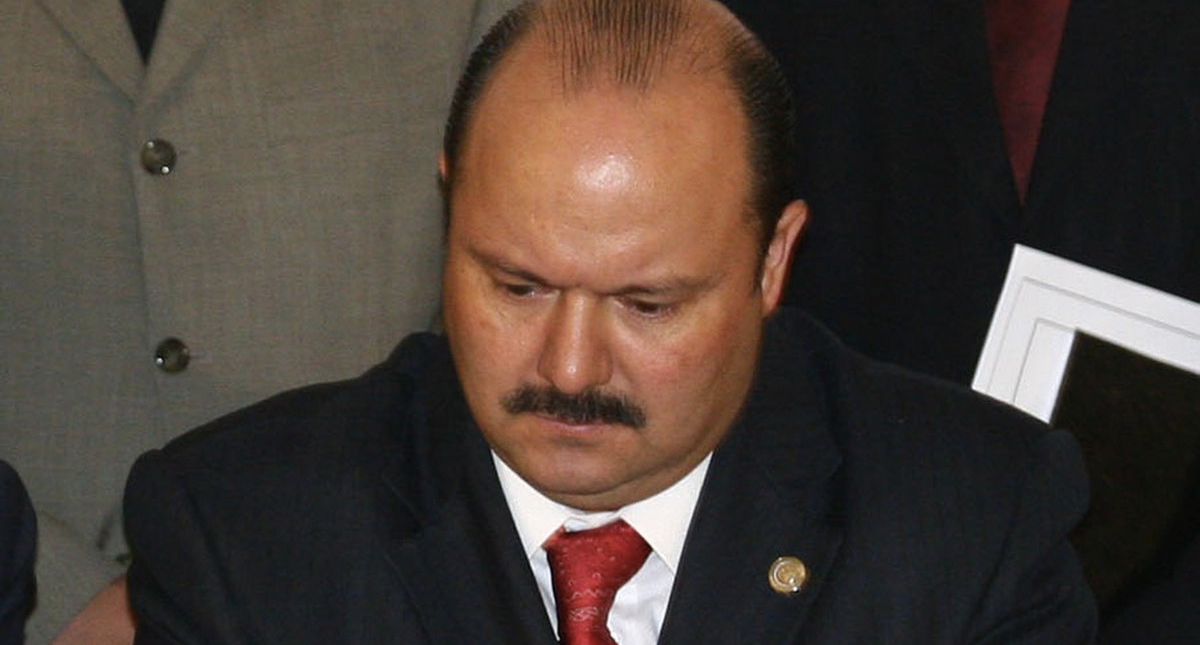 PRI expulsa a César Duarte PRI expulsa a César Duarte