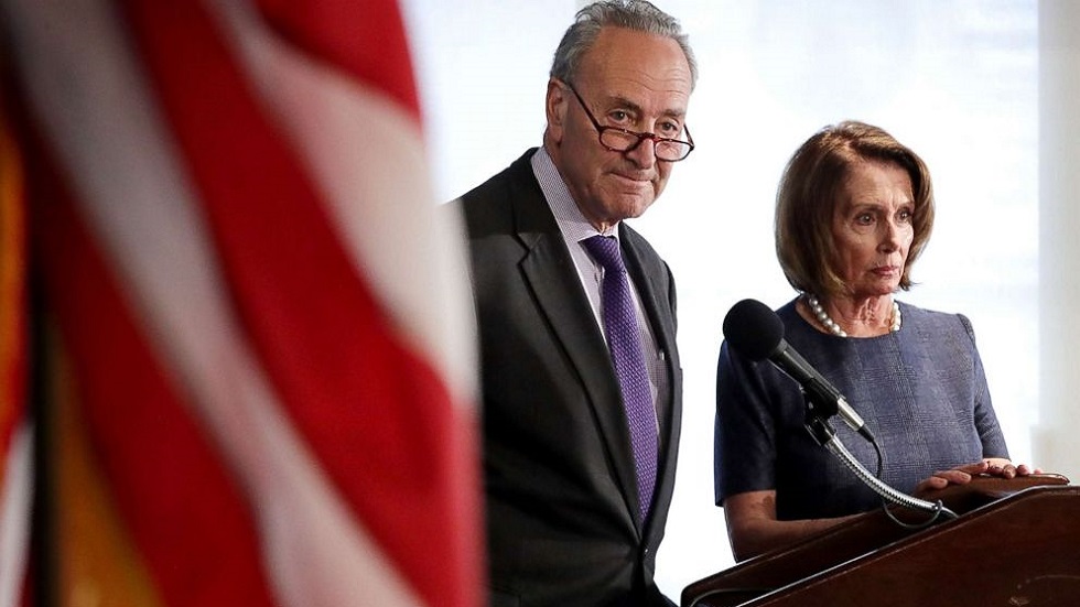 Trump amenaza con alargar cierre de Gobierno por "mucho tiempo" - chuck-schumer-nancy-pelosi