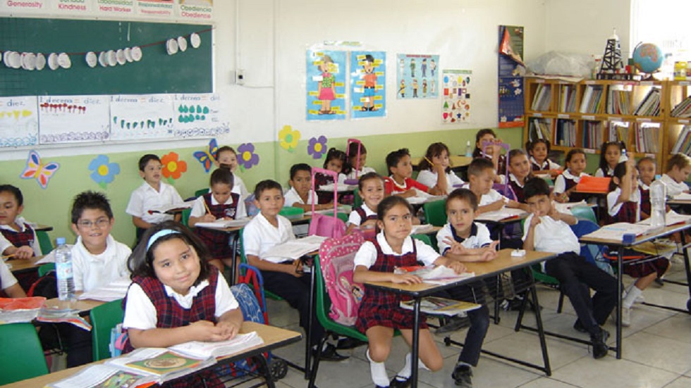 SEP preparará a maestros para enseñar inglés sin saberlo