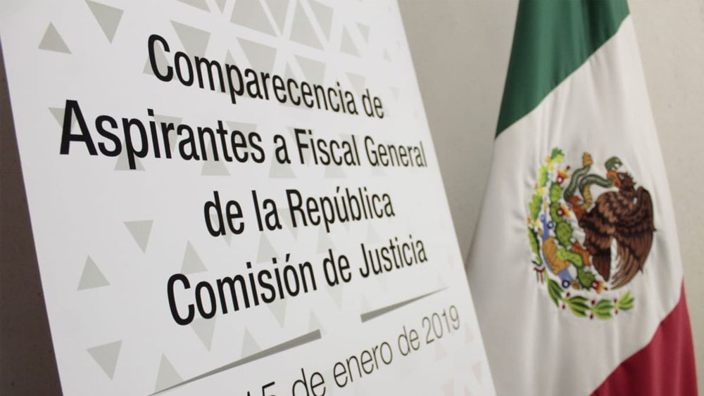 Comparecen aspirantes a Fiscal General