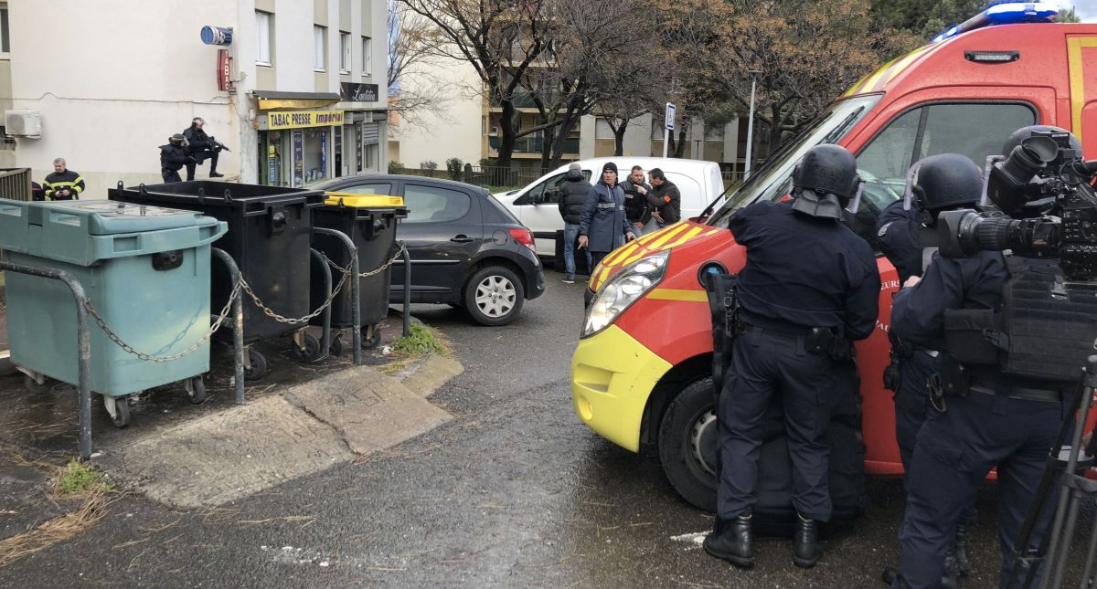 Hombre asesina a una persona y deja seis heridos para después suicidarse en Francia
