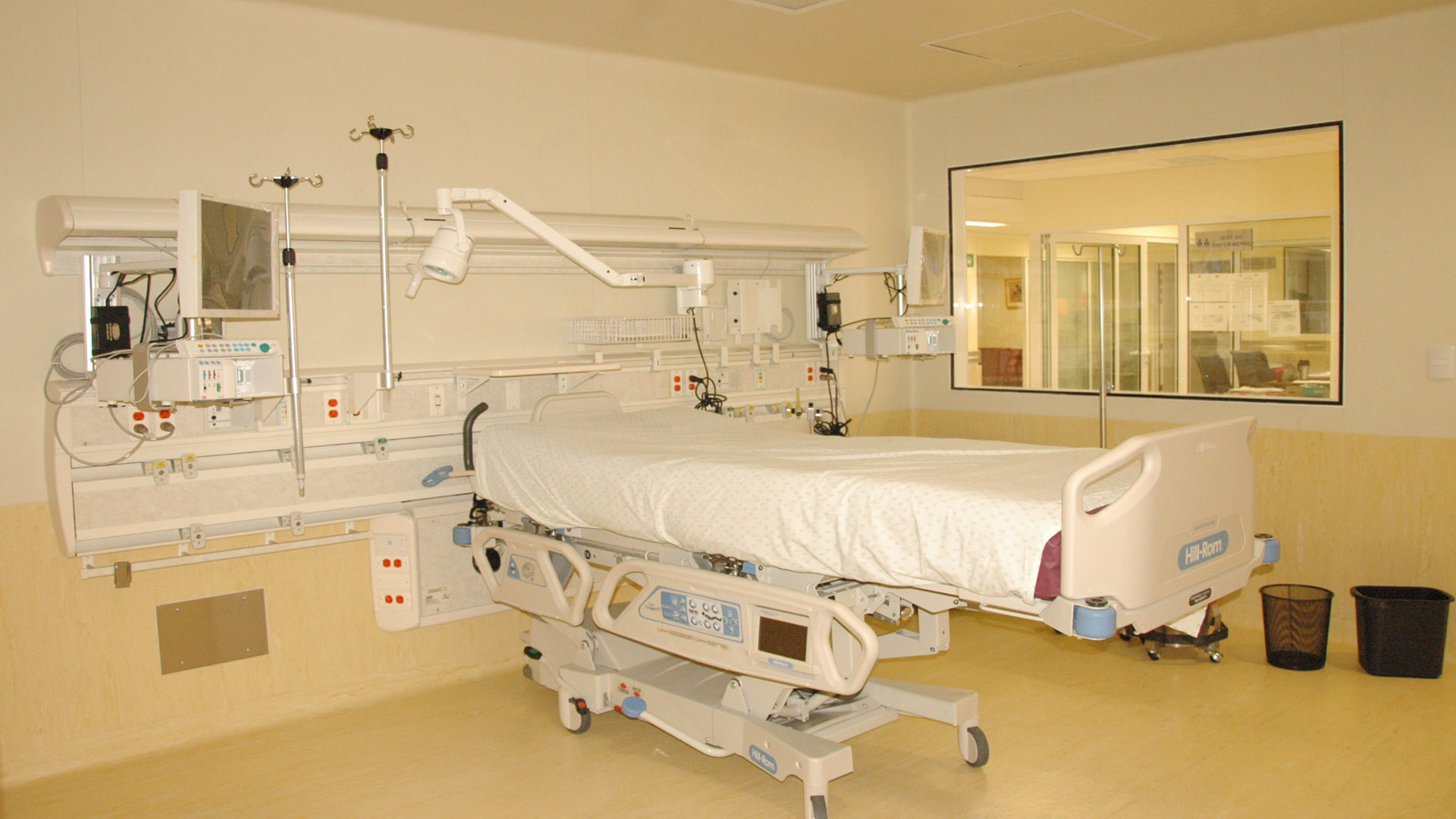 Atienden en Centro de Atención a Quemados a ocho heridos por explosión en Hidalgo - cuarto-de-atencion-del-ceniaq