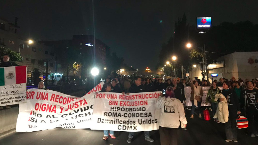 Damnificados por sismos retiran bloqueo de Calzada de Tlalpan