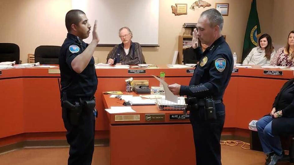 Alcalde de EE.UU. pide a policía cambiar su nombre por sonar muy hispano - denuncia-del-policia-ante-el-concejo-municipal