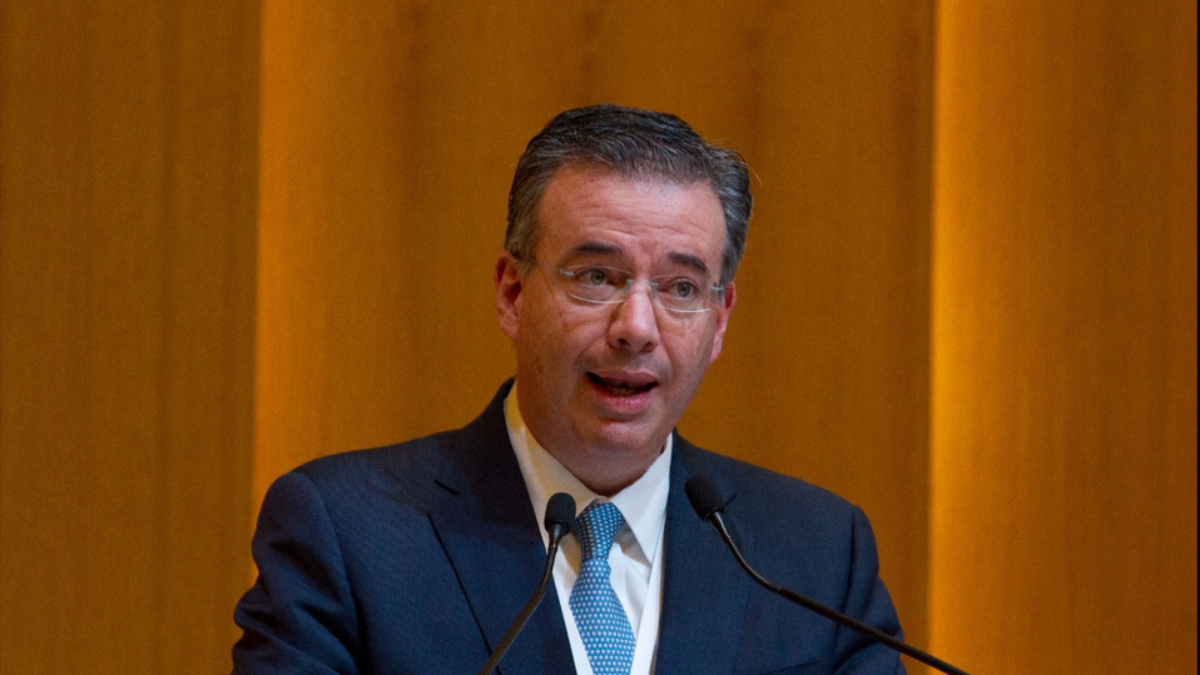 Desabasto de combustible podría reflejarse en la inflación: Banxico - diaz-de-leon-desabasto-banxico