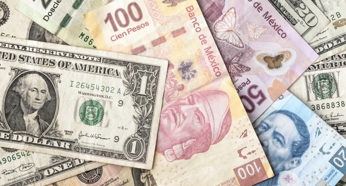 Dólar continúa a la baja y se cotiza en 19.38 pesos