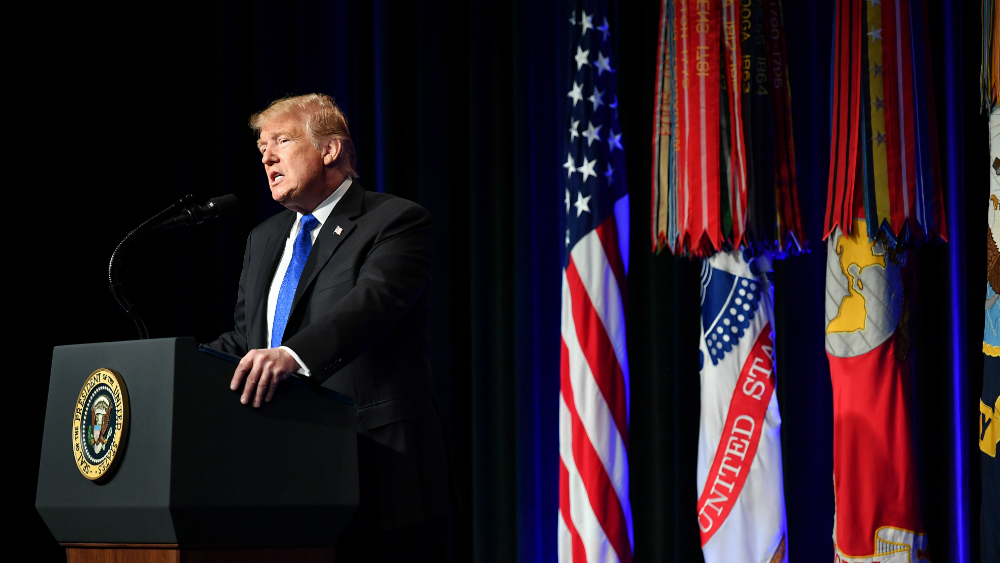 Trump promete invertir en tecnología para desarrollar defensa antimisiles