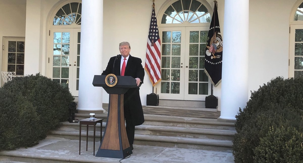 Trump anuncia reapertura temporal del Gobierno de EE.UU.