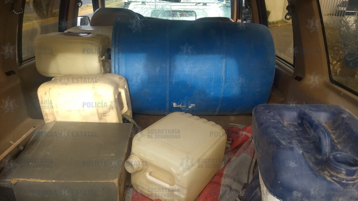 Ladrones de combustibles atacan a policías en Estado de México