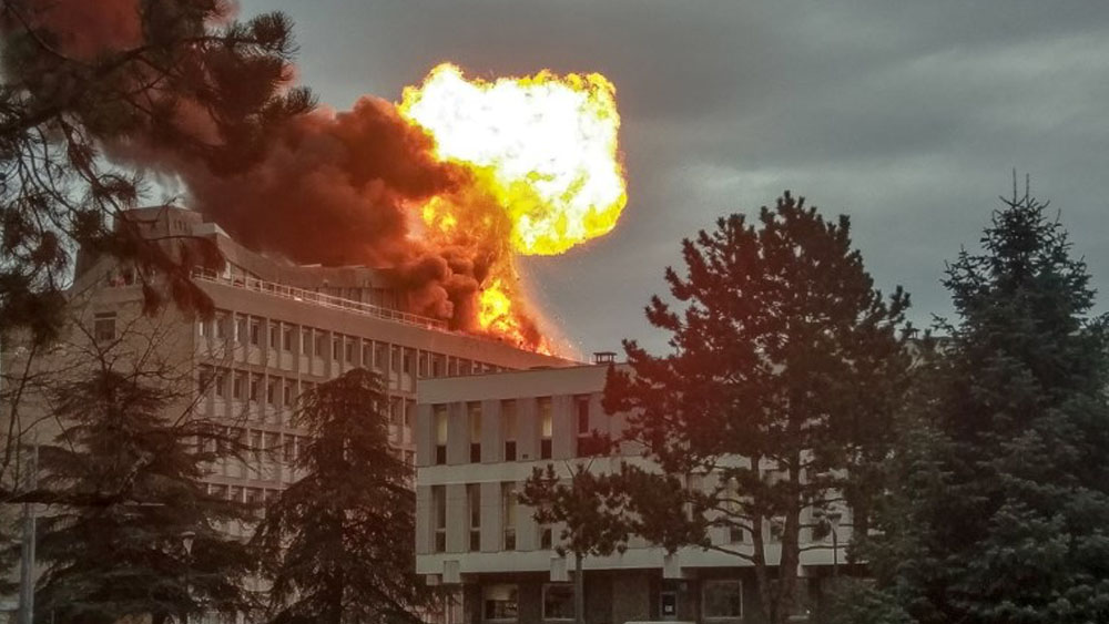 Explosión deja al menos tres heridos en la Universidad de Lyon