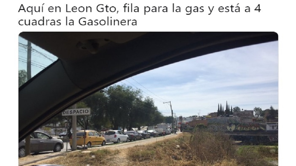 Desabasto de gasolina en el Bajío acumula mil 250 mdp en pérdidas - fila-para-cargar-gasolina-en-guanajuato