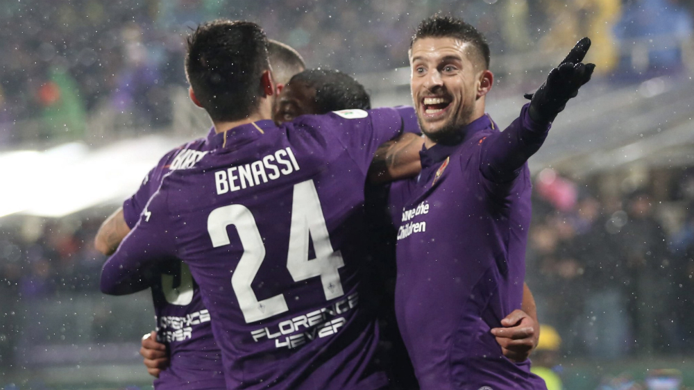 Fiorentina pasa a semifinales de Copa de Italia tras humillar a la Roma