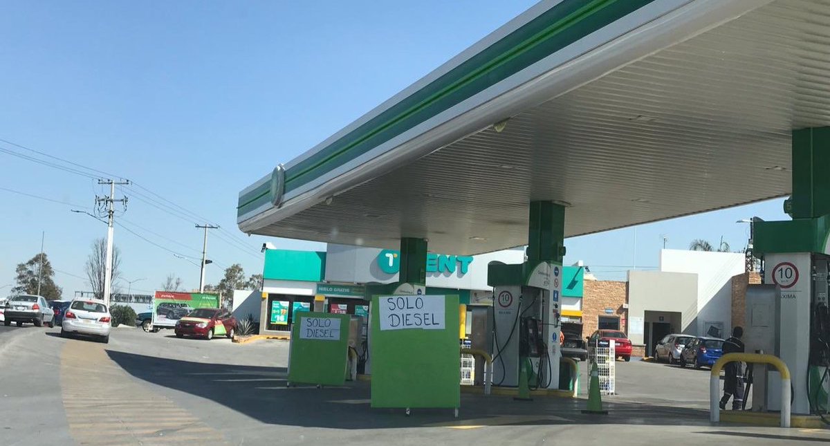 Estrategia contra el robo de combustible permite ahorro de 2 mil 500 mdp - gasolina