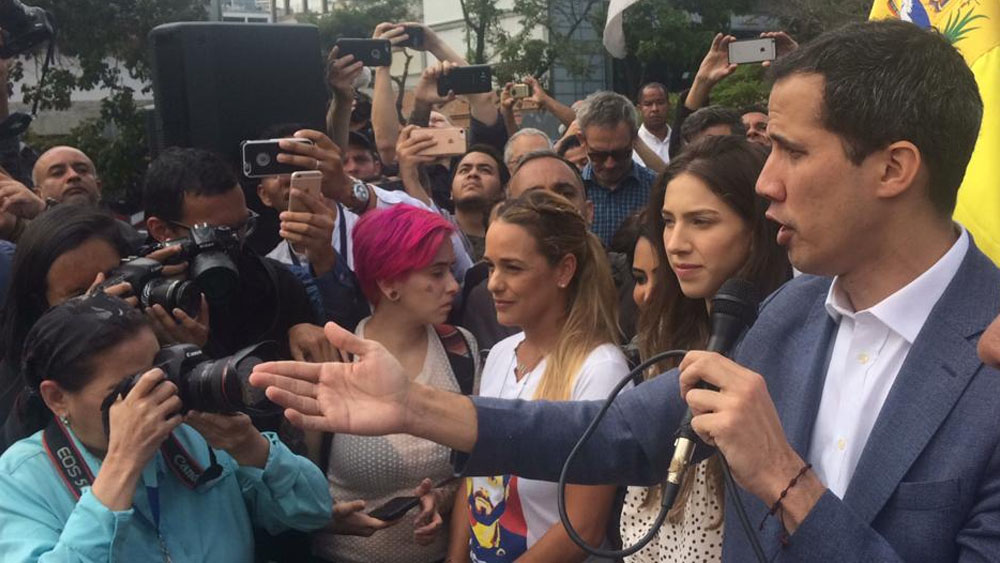 Guaidó reconoce conversaciones con funcionarios de Maduro