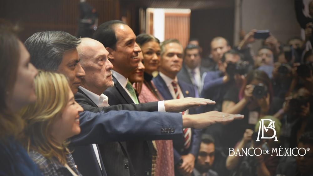 Rinden protesta los dos nuevos integrantes de la Junta de Gobierno de Banxico Rinden protesta los dos nuevos integrantes de la Junta de Gobierno de Banxico