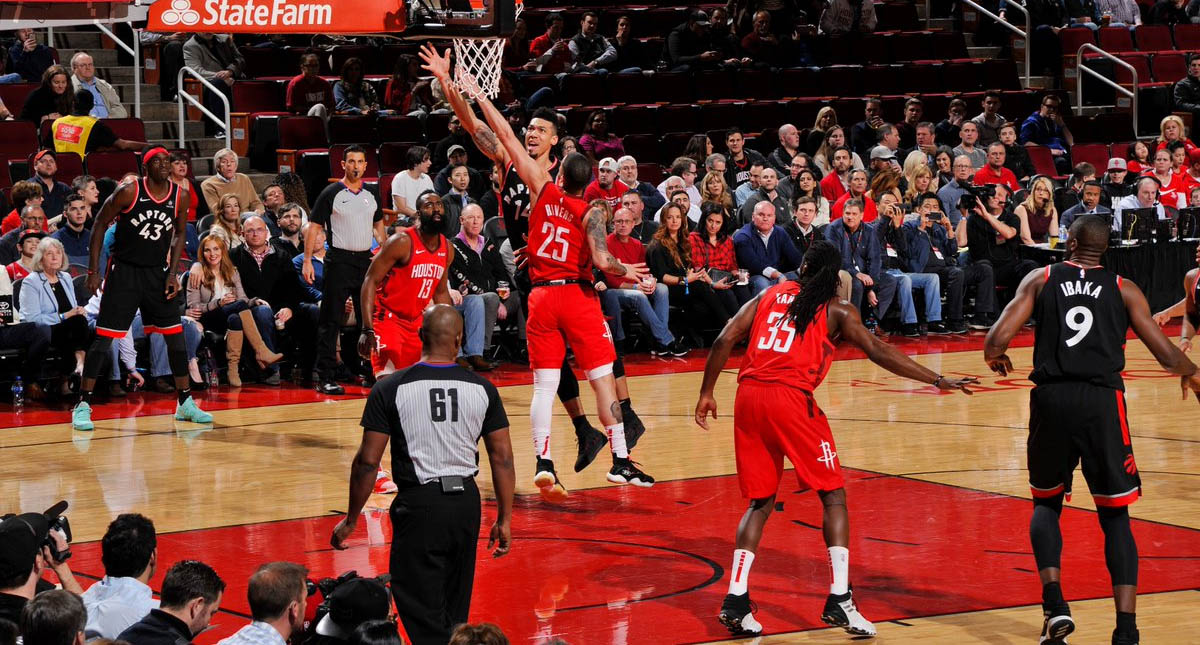 Harden y los Rockets superan a los Raptors