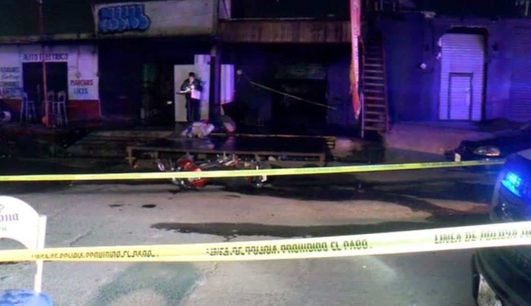 Ataque deja cinco muertos en bar de Jalisco - incendio-bar-jalisco1