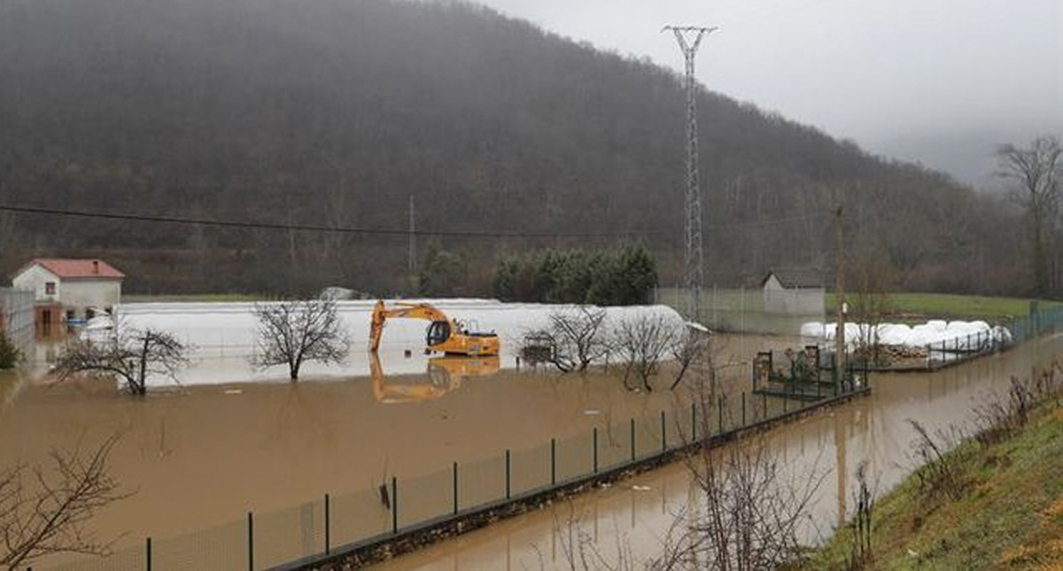 Al menos cuatro muertos por lluvias en Asturias - inundaciones-en-espana