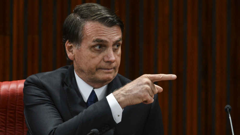 Bolsonaro confirma salida de Brasil de pacto migratorio de ONU