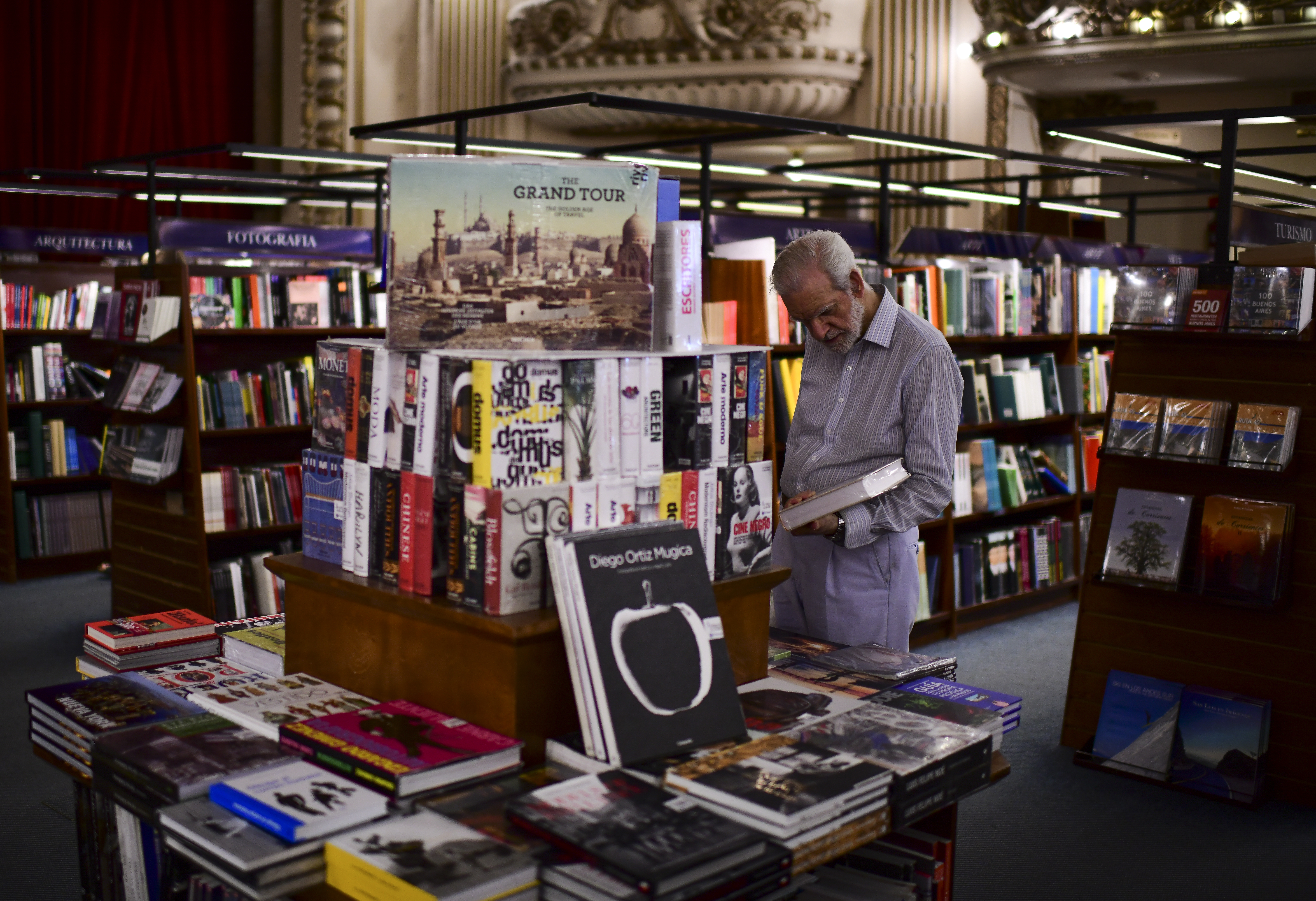 Librería 'El Ateneo Gran Splendid' de Buenos Aires es elegida como la más bella del mundo - libreria-buenos-aires4