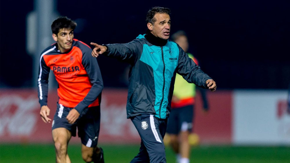 El Villarreal destituye al entrenador Luis García Plaza