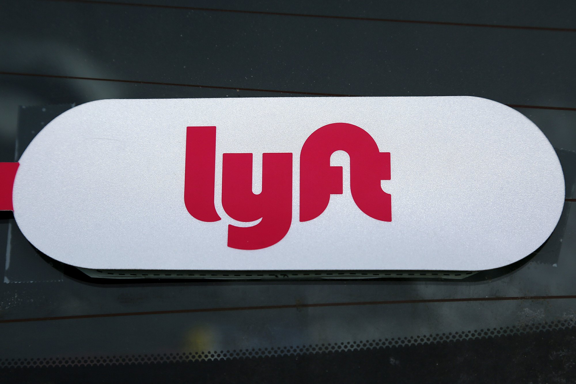Joven apuñala a conductora embarazada en EE.UU. - lyft