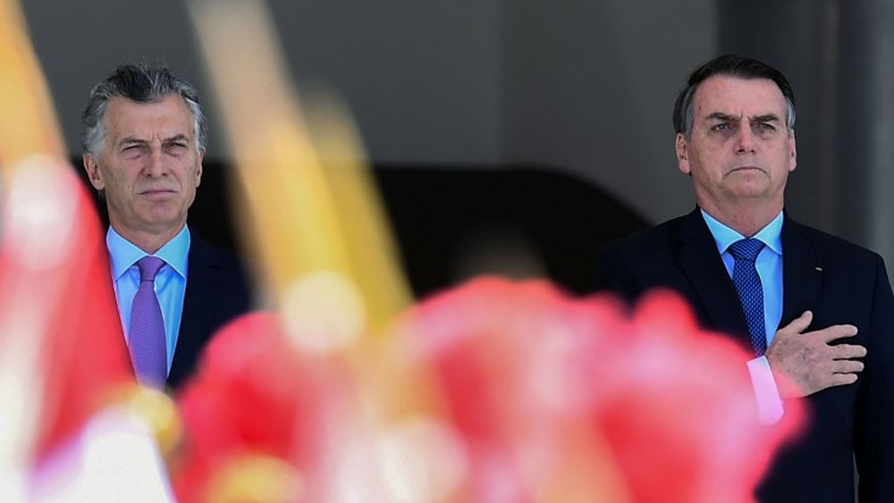 Bolsonaro recibe a Macri para reforzar lazos con Argentina Bolsonaro recibe a Macri para reforzar lazos con Argentina