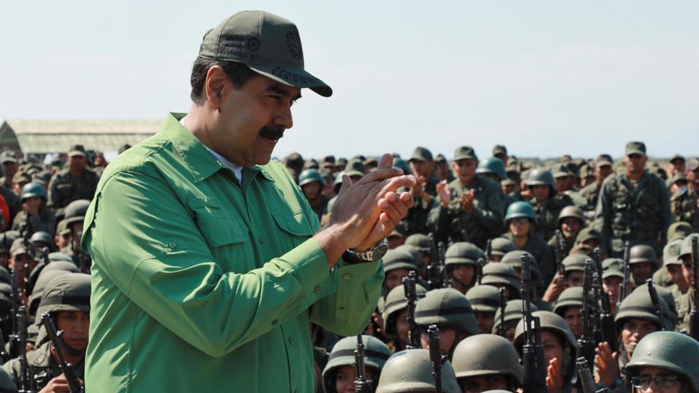 Militares desertores conspiran desde Colombia: Maduro