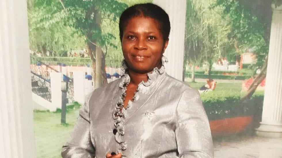 Compensan con 21 mdd a mujer obligada a trabajar los domingos