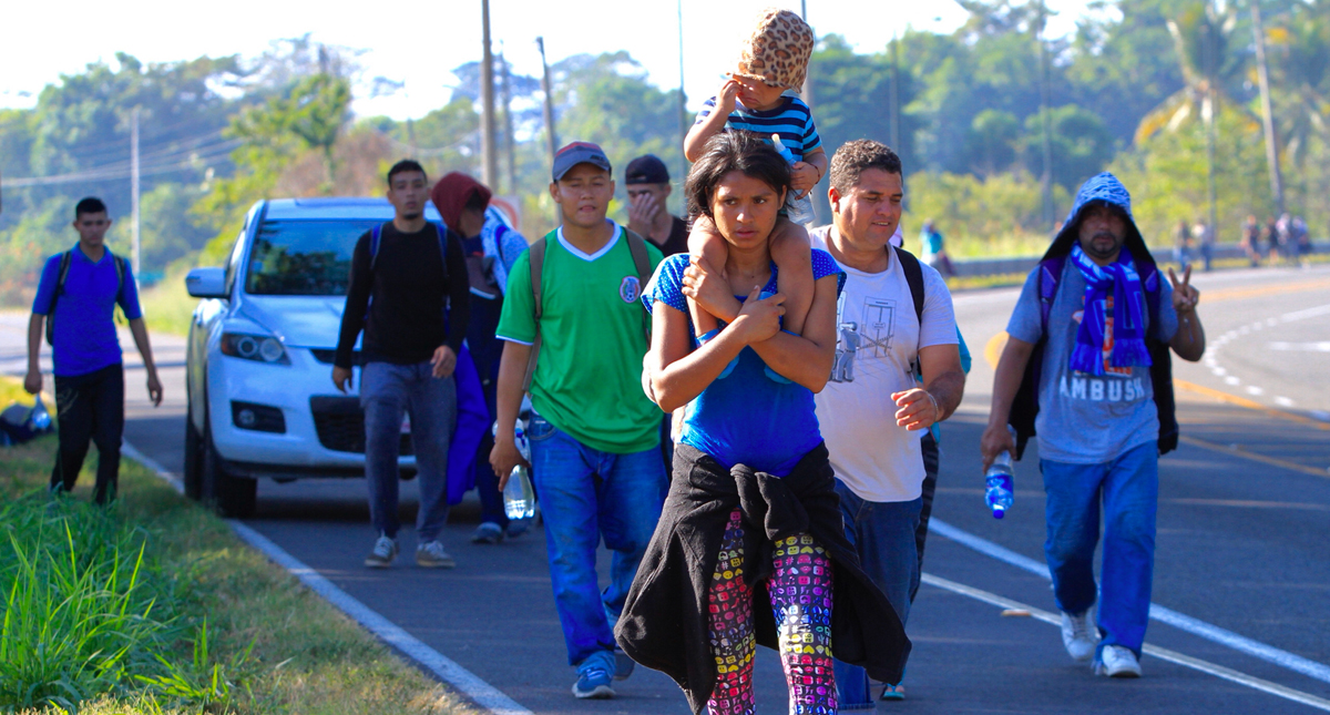 Honduras reclama a México por incentivar caravanas migrantes