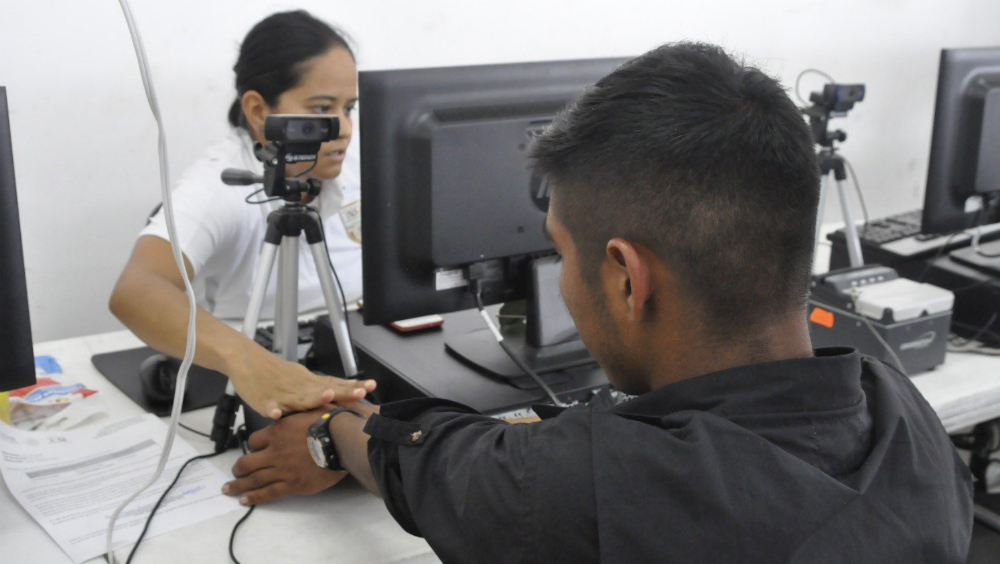 Van casi 12 mil peticiones de visitante por razones humanitarias