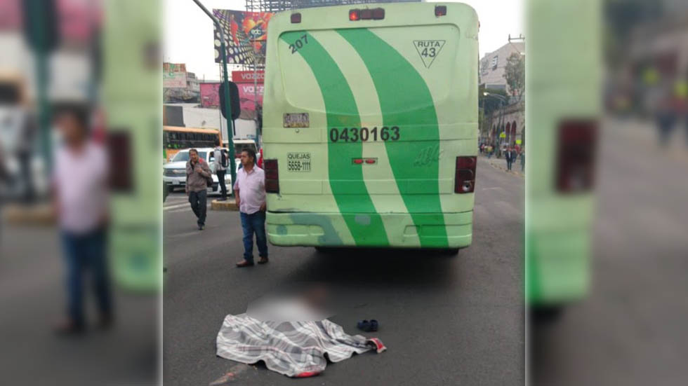 Muere atropellada mujer de la tercera edad por camión en Álvaro Obregón