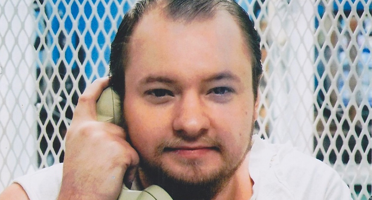 Frenan ejecución de hombre que mató a bebé durante supuesto exorcismo