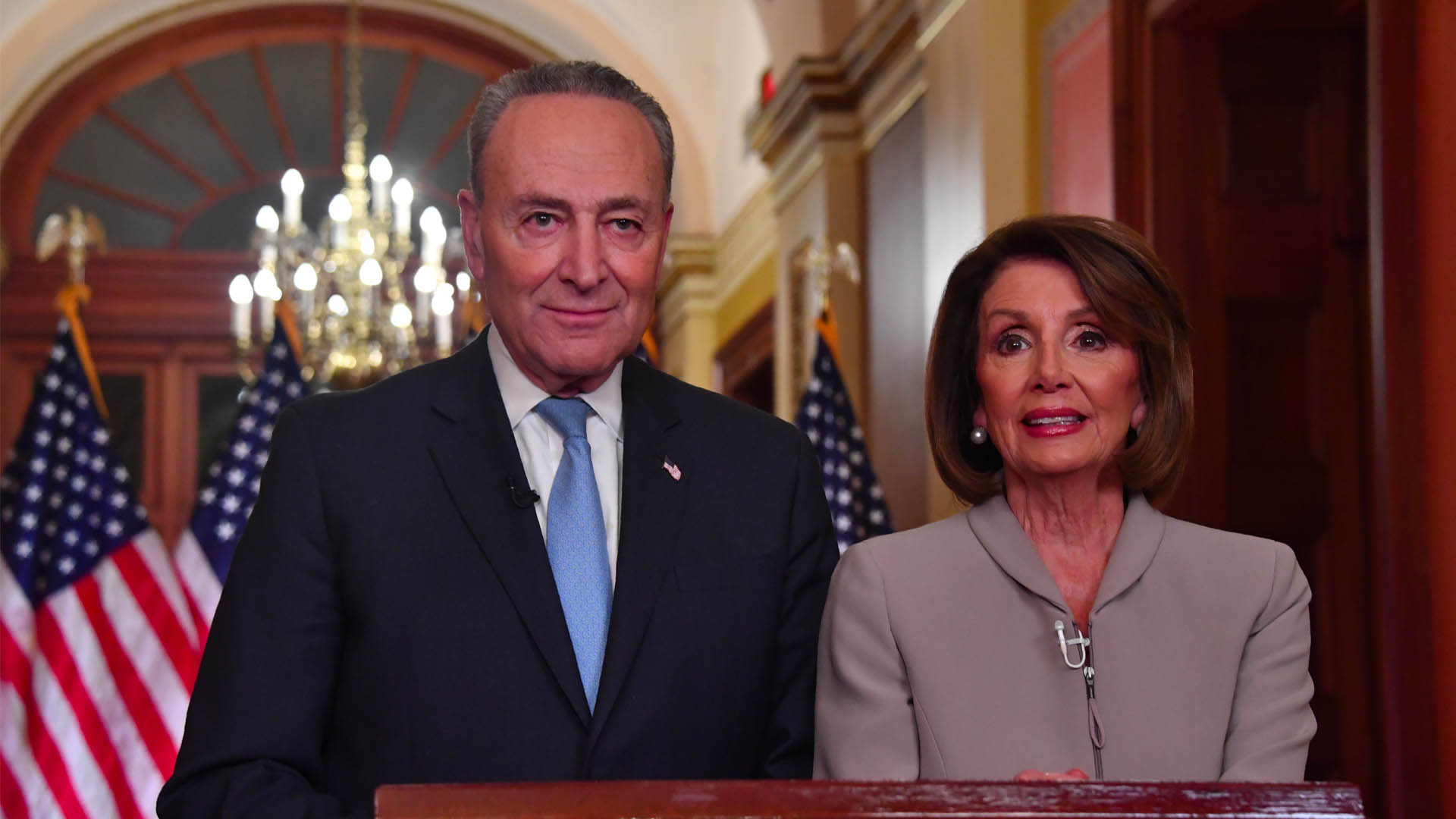 “Trump debe dejar de tomar a los estadounidenses como rehenes”: demócratas