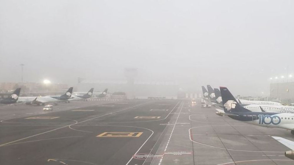 Banco de niebla afectó 156 vuelos en el AICM