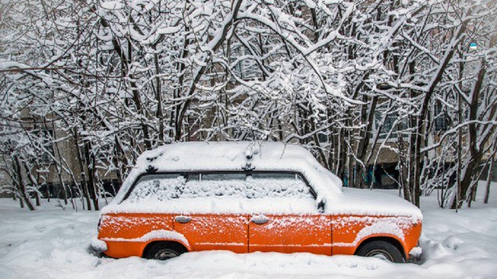 Nevadas y mal tiempo azotan al este de Estados Unidos