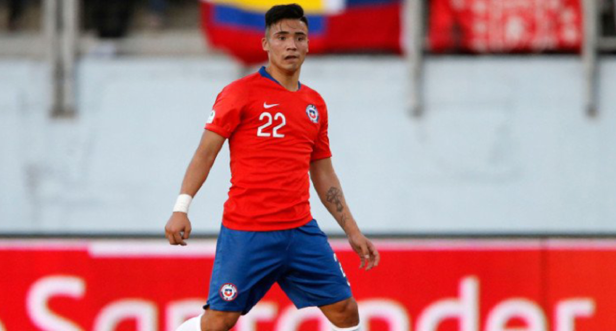 Futbolista chileno se disculpa por llamar “muerto de hambre” a rival venezolano