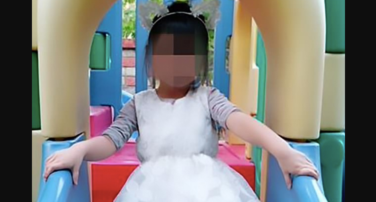 Niña de tres años muere por ponerse manguera de alta presión en la boca