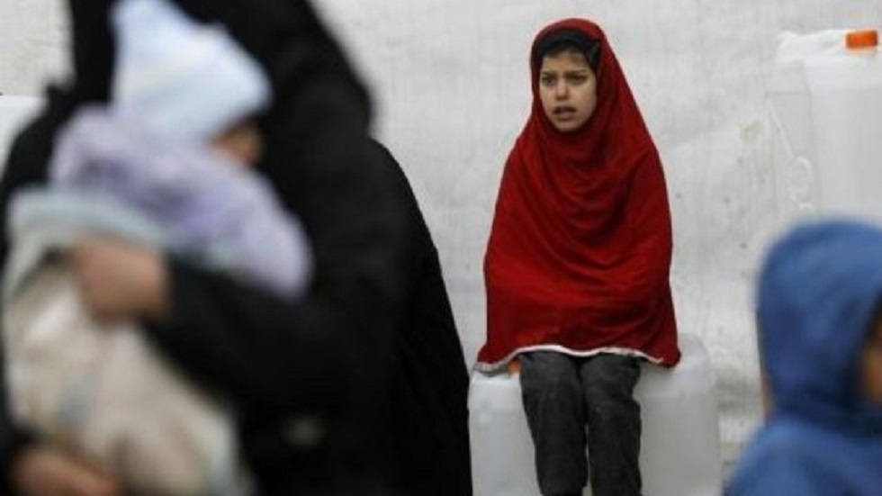 Mueren 29 niños de frío en campamento de refugiados de Siria - nino-con-frio-en-campamento-de-siria